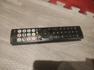 Hisense 55 QLED 4K TV (55A7KQ). NUEVA