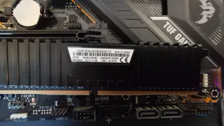 ASUS TUF GAMING Z390-PLUS + Core i5 9600K + 16GB
