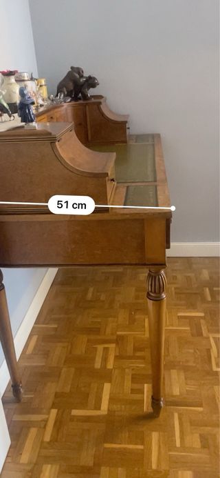 Escritorio antiguo madera y cuero verde