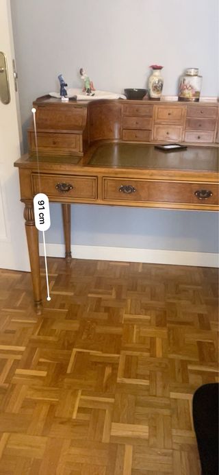 Escritorio antiguo madera y cuero verde