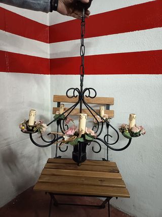 Lámpara de techo vintage con flores