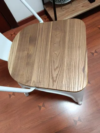 Silla Metal Blanca y Madera