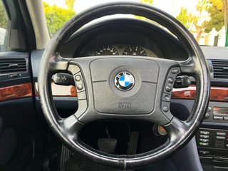BMW Serie 5 523i 170 CV Automático ¡OFERTA!