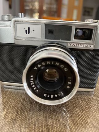 Cámara Analógica Yashica J Plata