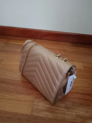 Bolso de fiesta dorado sin estrenar