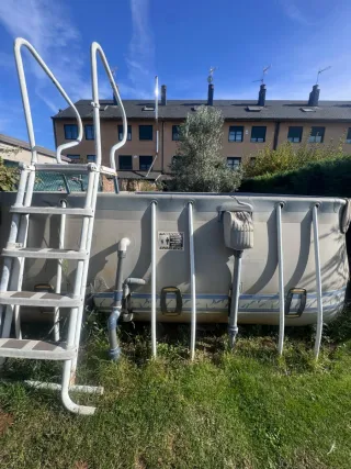 Piscina desmontable, sin bomba. De material zodiac