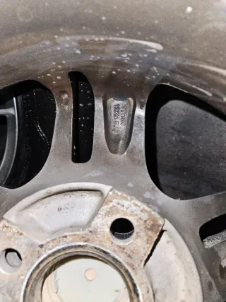 Cuatro ruedas VW 4x100 175/65 R13
