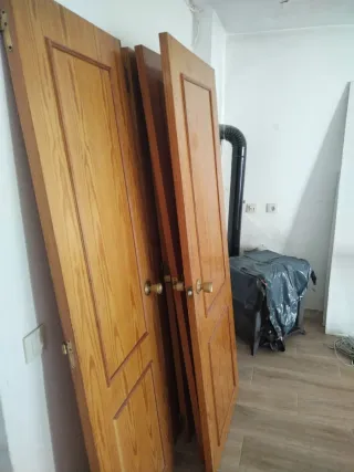 Lote 5 puertas madera