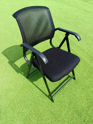 Silla de oficina plegable negra nueva