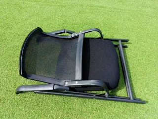 Silla de oficina plegable negra nueva
