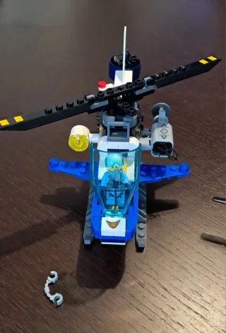 LEGO City 60207 - Insegui il Drone
