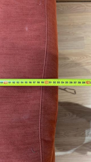 Sofá de tela naranja