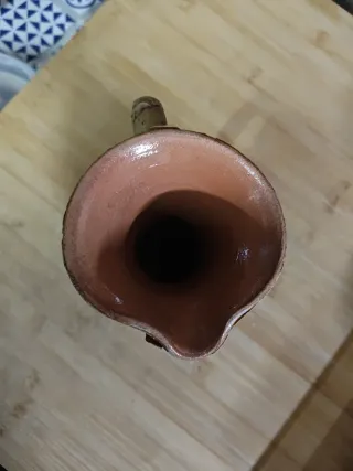 Anfora in terracotta con sughero