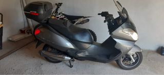 Maxi Scooter Gris