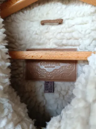 Chaqueta marrón con borreguito