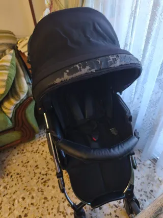 Capazo, silla y maxicosi Bebecar