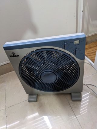 Ventilador de mesa blanco (2 modelos parecidos)