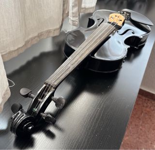 Violín Harley Benton Negro Electroacústico