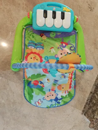 Gimnasio Bebé Piano Fisher Price