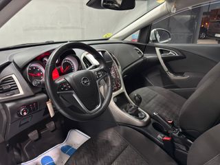 Opel Astra 1.7 CDTI 110CV