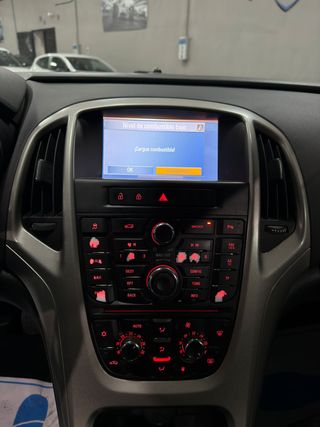 Opel Astra 1.7 CDTI 110CV