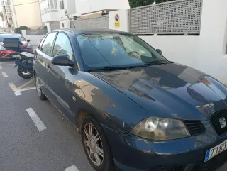SEAT Ibiza Automático año 2006