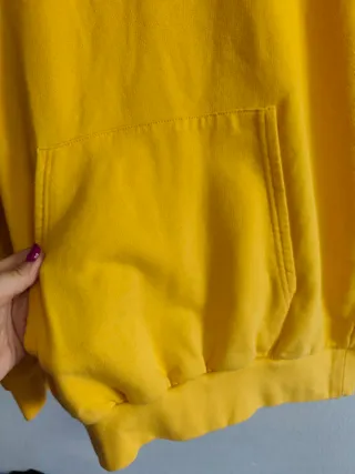 Sudadera de chico talla M de Zara.