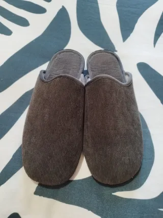 Sneakers da casa grigie da uomo