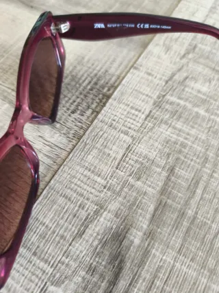 Gafas de Sol  de Zara color sin usar