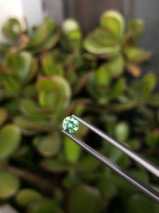 Tsavorite naturale 0.36 ct gemma per gioielli