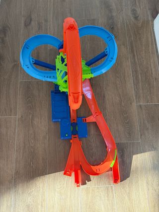 Circuito Hot Wheels Stunt Track