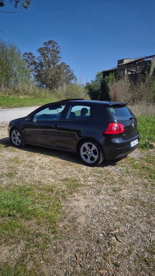 Volkswagen Golf 2005