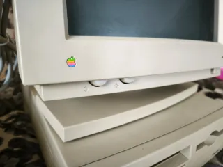Apple Power Mac 90s Beige