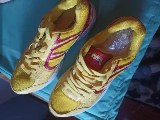 Zapatillas deportivas Miracer Talla 39 Nuevas