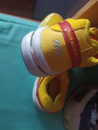 Zapatillas deportivas Miracer Talla 39 Nuevas