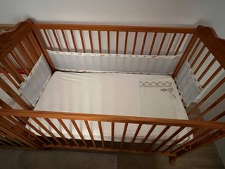 Cuna bebé madera + colchón