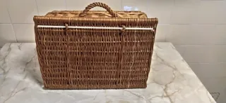 Maleta de mimbre vintage