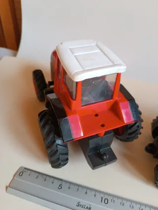 2 Trattori a frizione per bambini