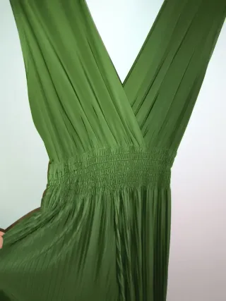 Mono largo verde oliva talla única