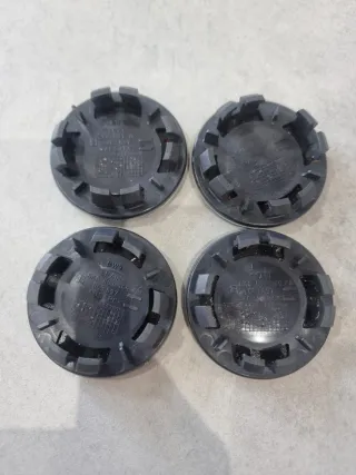 4 Tapabujes Seat Originales