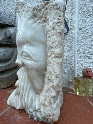 Escultura de alabastro