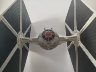 Nave TIE Interceptor Star Wars