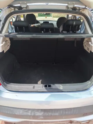 Peugeot 207 1.6 HDi 92 CV impecable, 53.170 kms