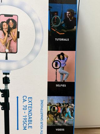 Grundig Aro de Luz LED XXL Trípode