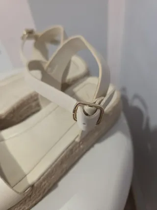 Sandalias esparto Zara Talla 31. Impecables