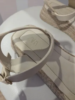 Sandalias esparto Zara Talla 31. Impecables