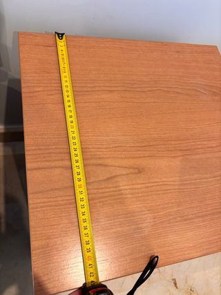 Mesita de noche de madera