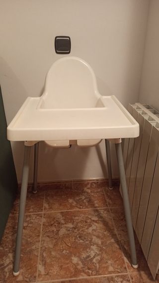 Trona IKEA blanca