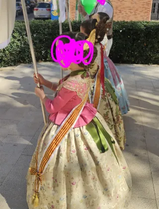 Traje Fallera Niña 6-7 años con manteletas