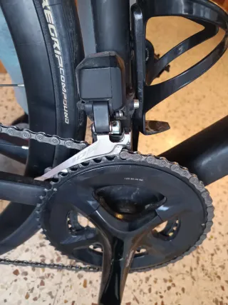 Bicicleta Cube Attain 2024 carbono, 53.